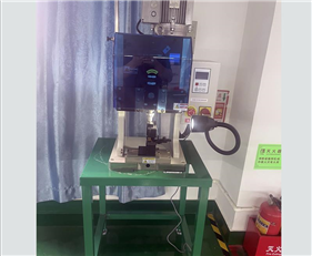 Pressure sensing terminal machine